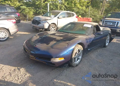 2000 Chevrolet Corvette z USA, uszkodzony, nr VIN 1G1YY32G4Y5111990